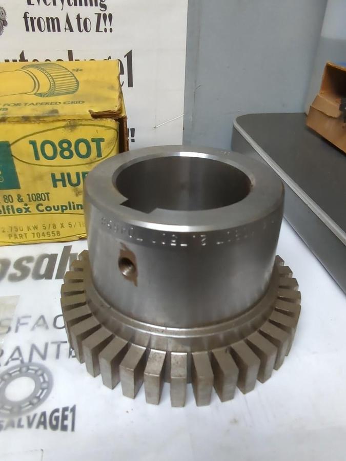 FALK,704658 1080T,HUB 2-3/4 INCH BORE 5/8 INCH X 5/16 INCH KW NOS