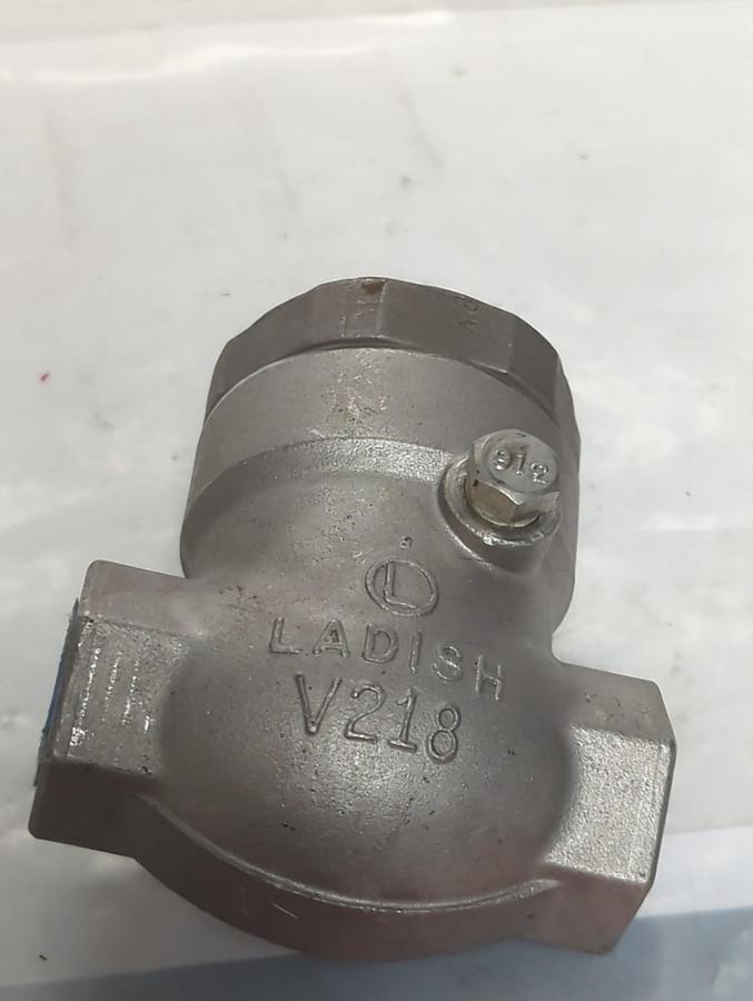 LADISH,V-5260-0607-05B,CHECK VALVE 1/2 INCH NOS