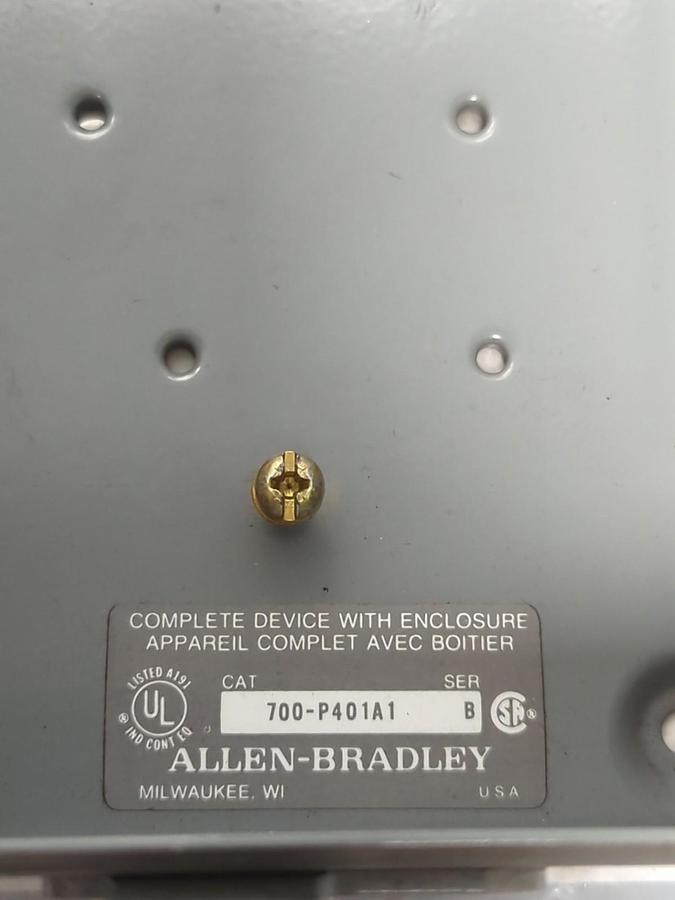 Used ALLEN BRADLEY,700-P401A1,SERIES B RELAY ENCLOSURE NO RELAY PRE-OWNED