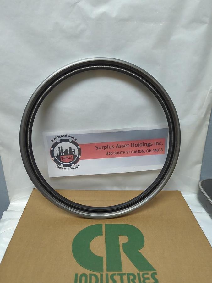 CHICAGO RAWHIDE,1063250,OIL SEAL 10-5/8 X 12 3/4 NOS
