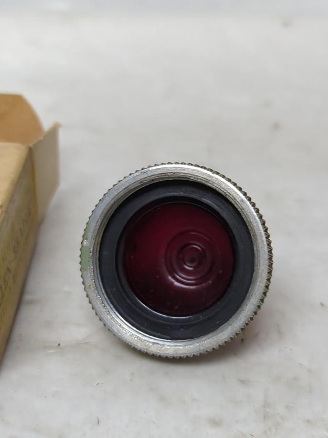 ALLEN BRADLEY,800T N22,RED LENS NOS