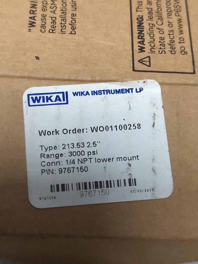 WIKA,9767150,GAUGE 2-1/2 IN FACE 1/4 IN NPT BOTTOM CONNECTION 3000PSI NOS