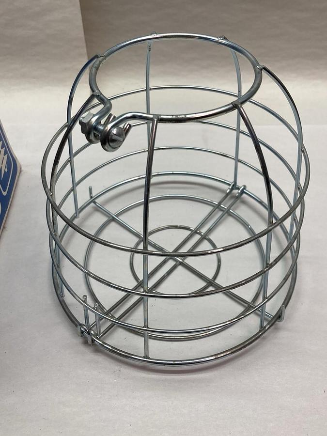 Stonco,Catalog 80,Wire Guard for 150L Lampholder