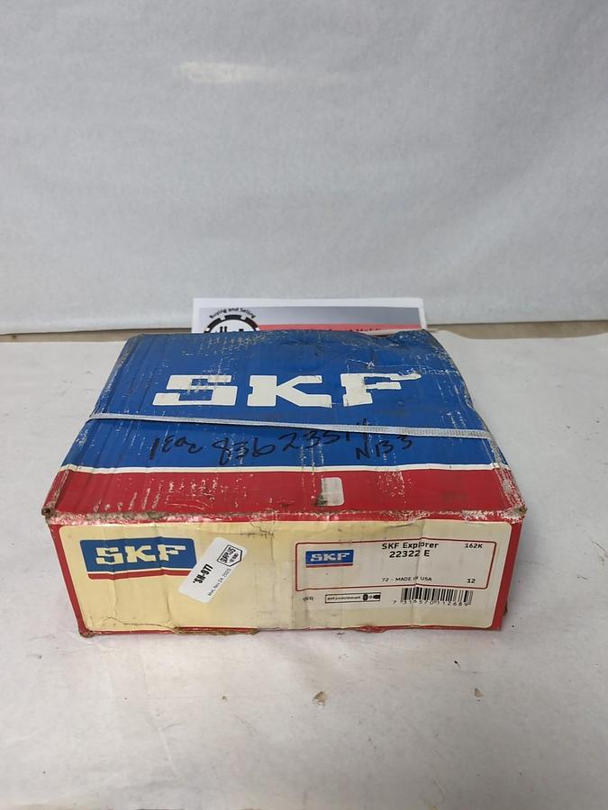 SKF,22322E,SPHERICAL ROLLER BEARING 110MM BORE NOS