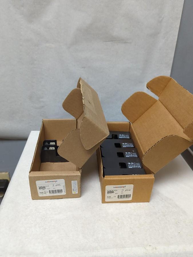 MERSEN,30322,FUSE BLOCK/HOLDER 600V 30A 2-POLE LOT OF 6 NOS