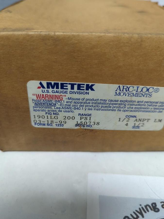 AMETEK,1901LG,GAUGE 4-1/2 IN FACE 1/2 ANPT BOTTOM CONNECTION 200 PSI NOS