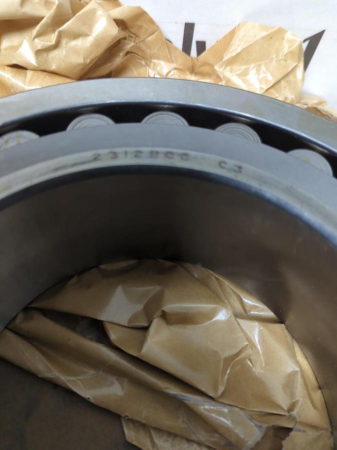 SKF,23128 CJ/C3/W33,SPHERICAL ROLLER BEARING 140MM BORE NOS