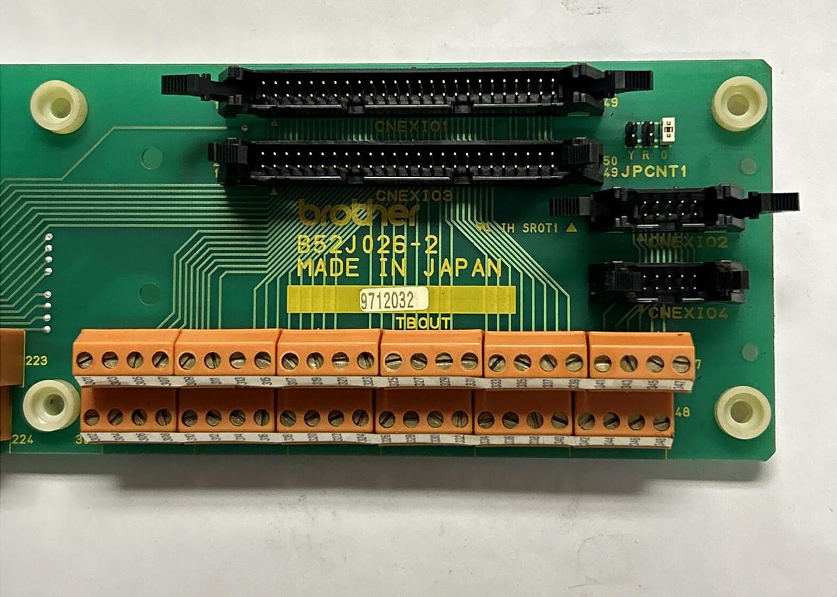 Used BROTHER,B52J026-2,BREAKOUT BOARD