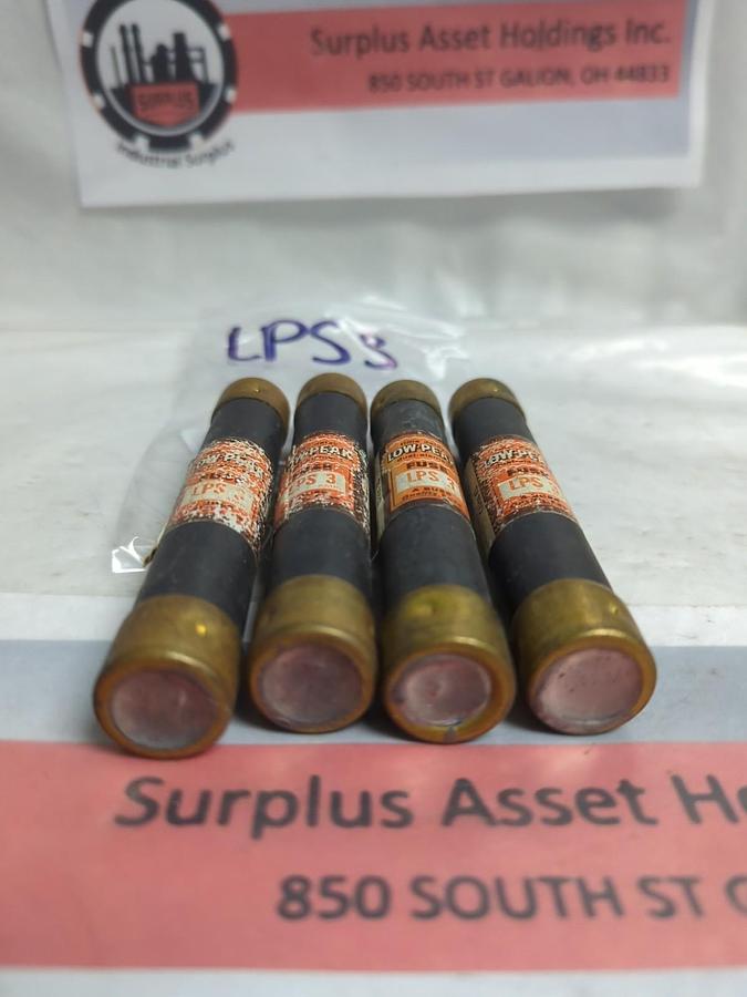 Used COOPER BUSSMANN,LPS-3,LOW-PEAK 3 AMP FUSE LOT OF 4 PRE-OWNED