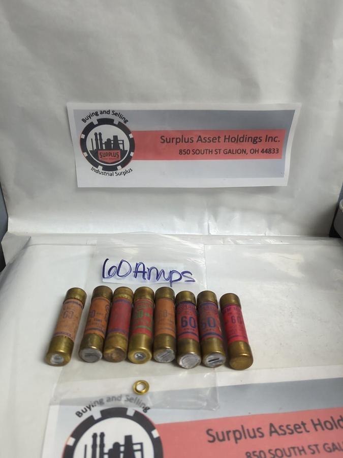 Used ROYAL/ZEM MAJOR,OT60,ONE-TIME 60 AMP FUSE LOT OF 8 PRE-OWNED