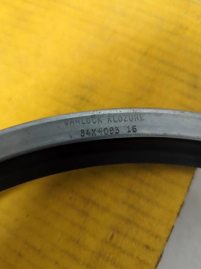 GARLOCK KLOZURE,21238-4093,OIL SEAL 13X14.5X11/16 NOS