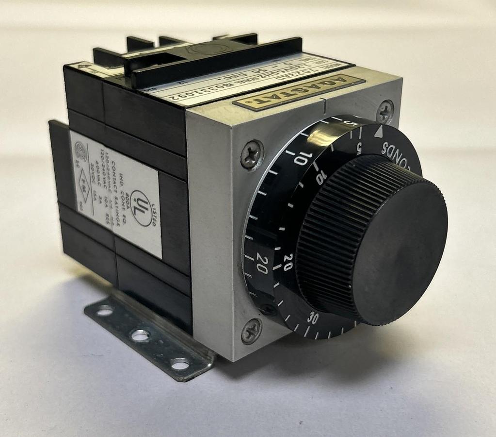Used AGASTAT,7022AD,TIMING RELAY 5-50 SEC