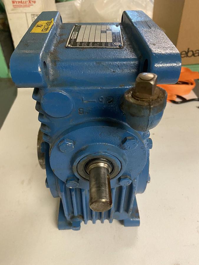 Used Textron,SHO25A06-5,Gear Reducer Ratio 10:1 Input 1750RPM