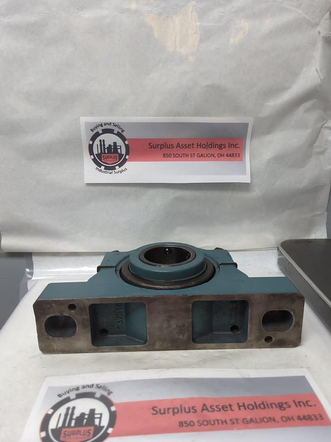 Used DODGE,023179,SPLIT PILLOW BLOCK 2-BOLT BASE 2-7/16 INCH BORE PRE-OWNED