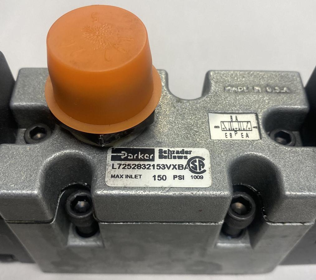 Parker,L7252832153VXBA,Solenoid Valve NOS