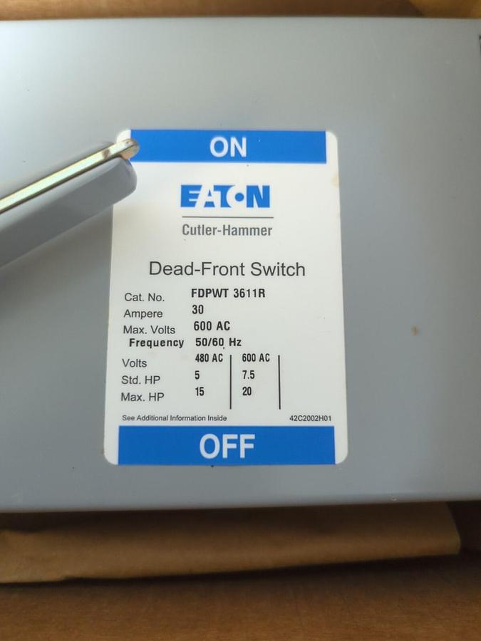 CUTLER HAMMER,FDPWT 3611R,DEAD FRONT TWIN FUSIBLE SWITCH 30 AMP 600VAC NOS