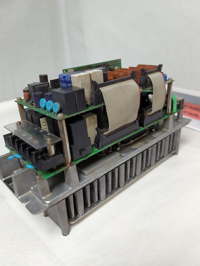 Used TOSHIBA,AD28C-A,INDUSTRIAL SERVO DRIVER PRE-OWNED