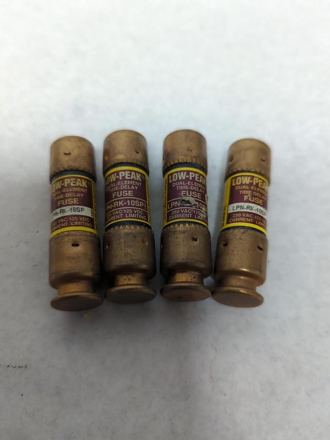 Used COOPER BUSSMANN,LPN-RK-10SP,LOW-PEAK 10 AMP FUSE LOT OF 4 PRE-OWNED