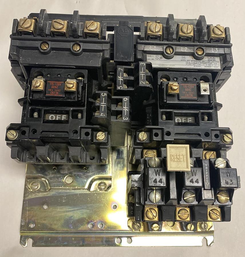 Used Allen-Bradley,505-B0D,Ser C Size 1 Reversing Starter 27AMP 600V 120V Coil