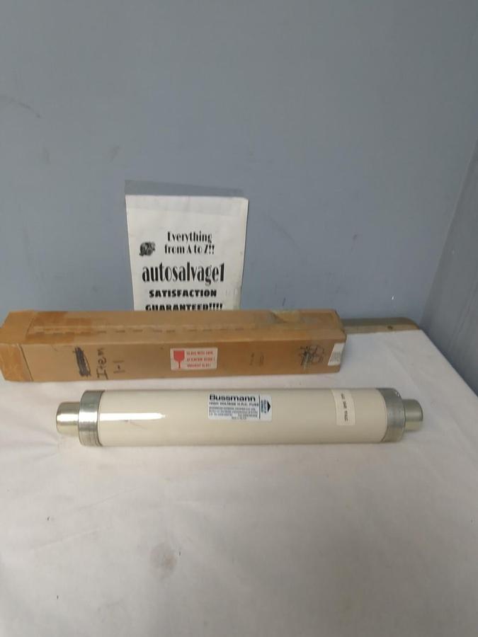 BUSSMANN,17.5SFMSU63,HIGH VOLTAGE FUSE 17.5 KV 63 AMP NOS