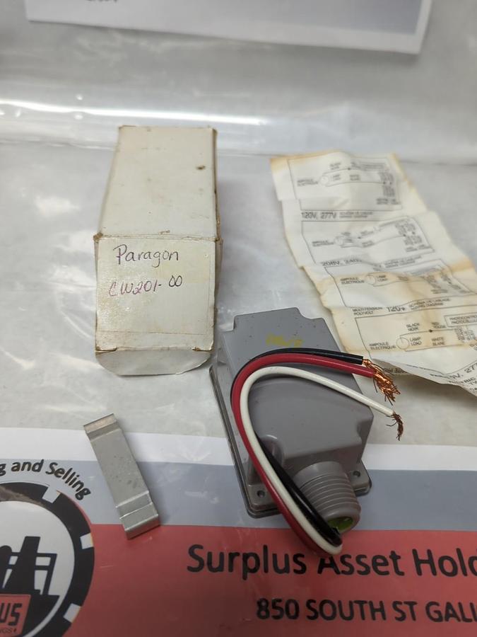 Used PARAGON,CW201-00,PHOTOELECTRIC SWITCH PRE-OWNED