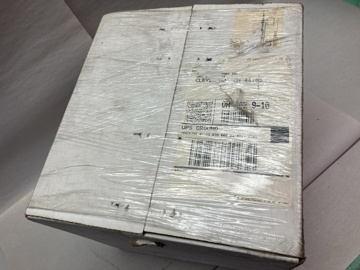 Hub City,0220-61213,Worm Right Gear Reducer Model 214 Frame 56C Ratio 20:1