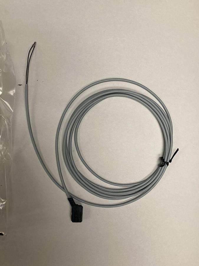 Festo,NEBV-Z3WA2L-R-E-2.5-N-LE2-S1, Connecting Cable