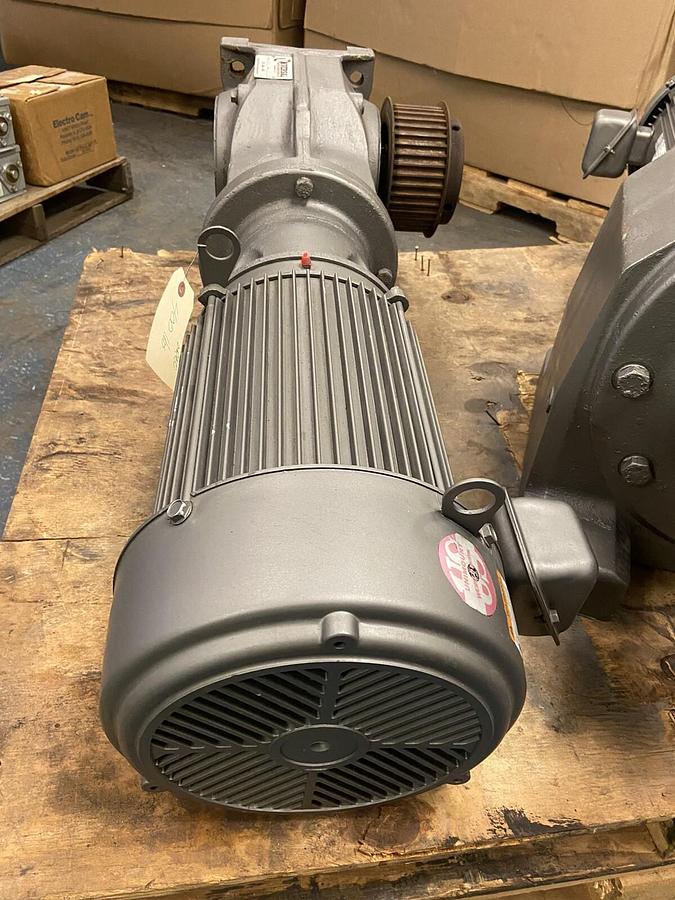 Used Sew Eurodrive,K87LP215,Gearmotor Ratio 31.39 10Hp Input 1760RPM