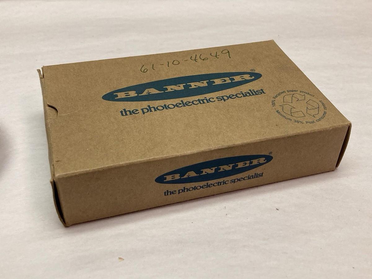 Banner Engineering,SE61R,Photoelectric Sensor 300V E54661