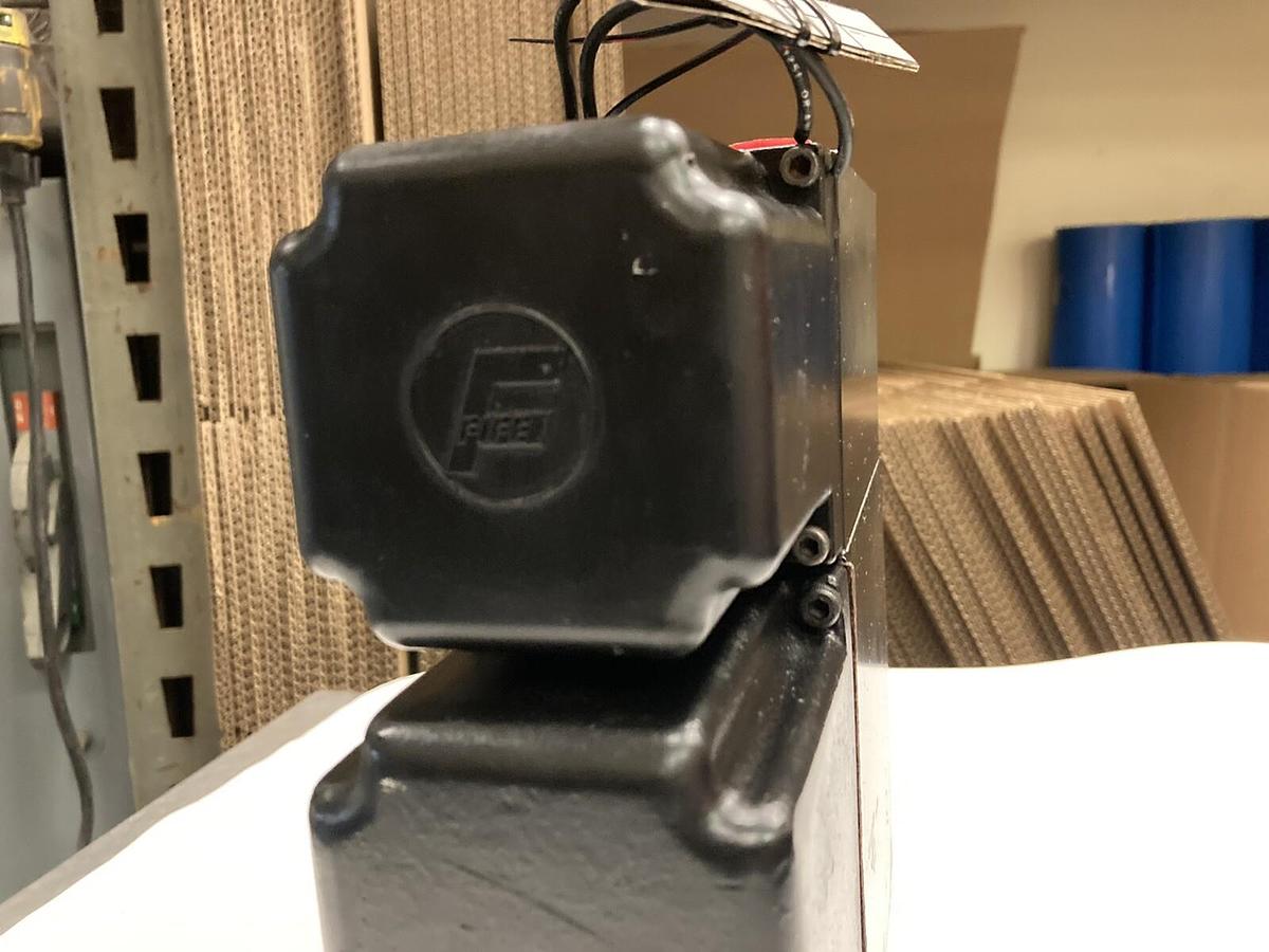 Used Fife,HV-11 MA,Hydraulic Sensor Servo Valve