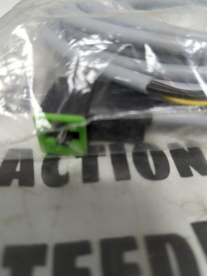 Used MURR ELEKTRONIK,7000-80021-2161000 MSUD, FORM C 8MM PVC 3X0.75 10M