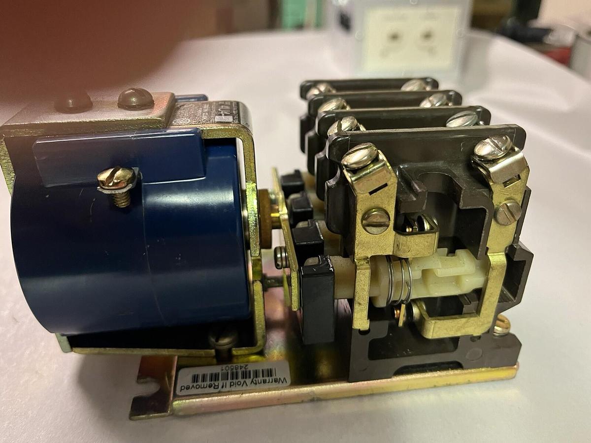 Used Joslyn Clark,4U4-240,PM DC CONTROL RELAY 240VDC
