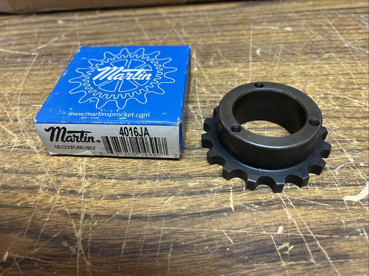 MARTIN,4016JA,QD COUPLING HALF #40 CHAIN 1/2" PITCH 16 TEETH