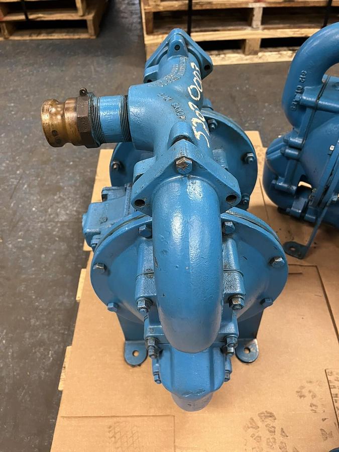 Used WARREN RUPP SANDPIPER,SA2-A,DOUBLE DIAPHRAGM 2" PUMP