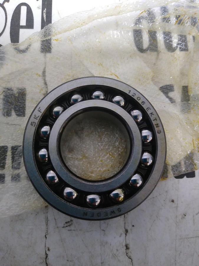 SKF,1206-EKTN9,SELF ALIGNING BALL BEARING NO BOX!! NOS