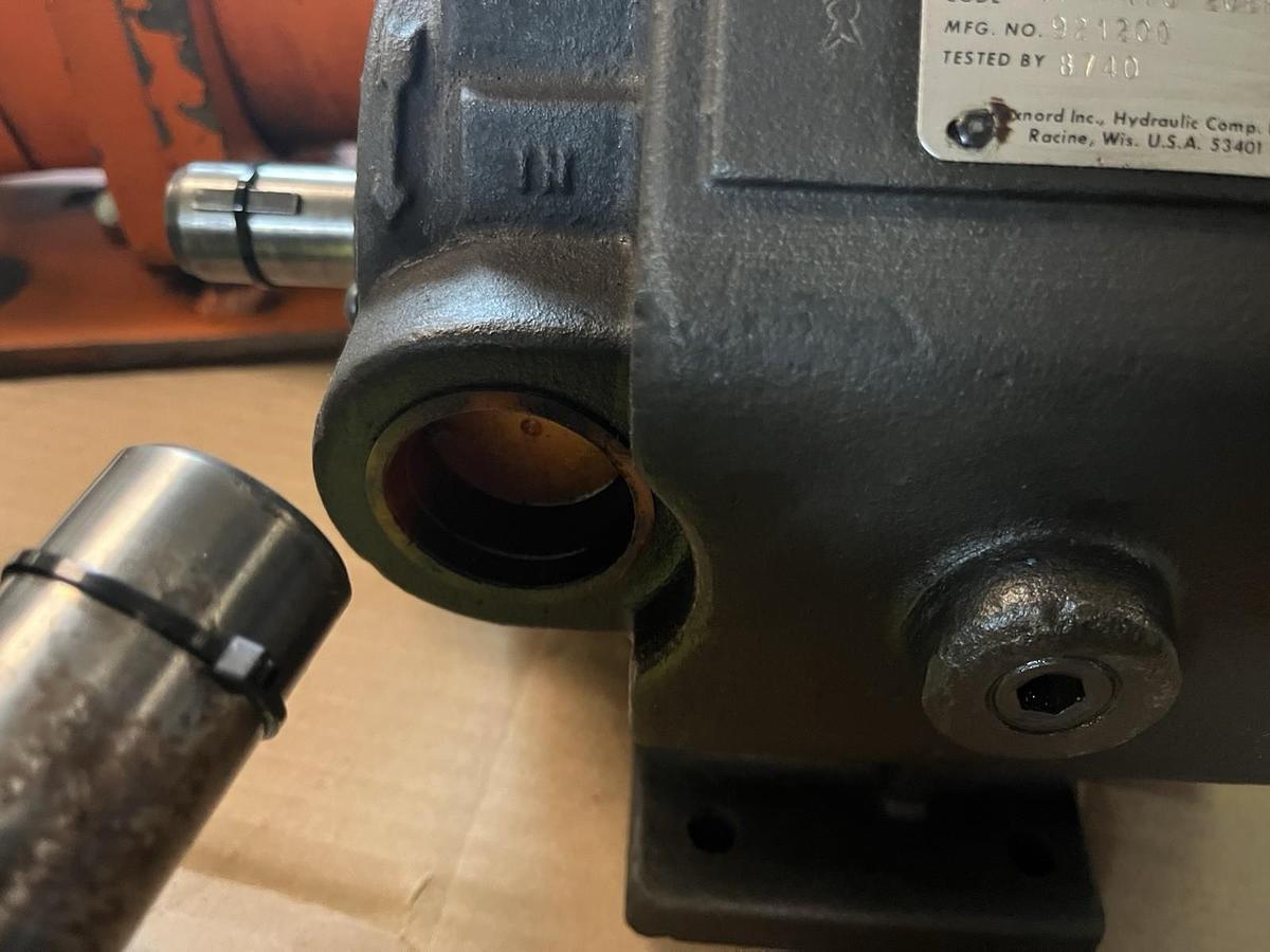 Used REXNORD RACINE,PVF-PNTO-20ER-01,HYDRAULIC PUMP