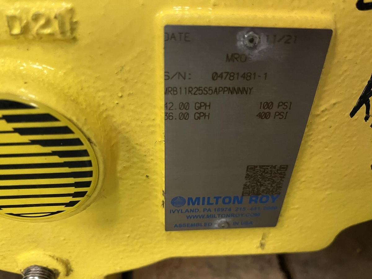Used MILTON ROY,MRB11R25S5APPNNNNY,METERING PUMP 42(100PSI)/36(400PSI) GPH