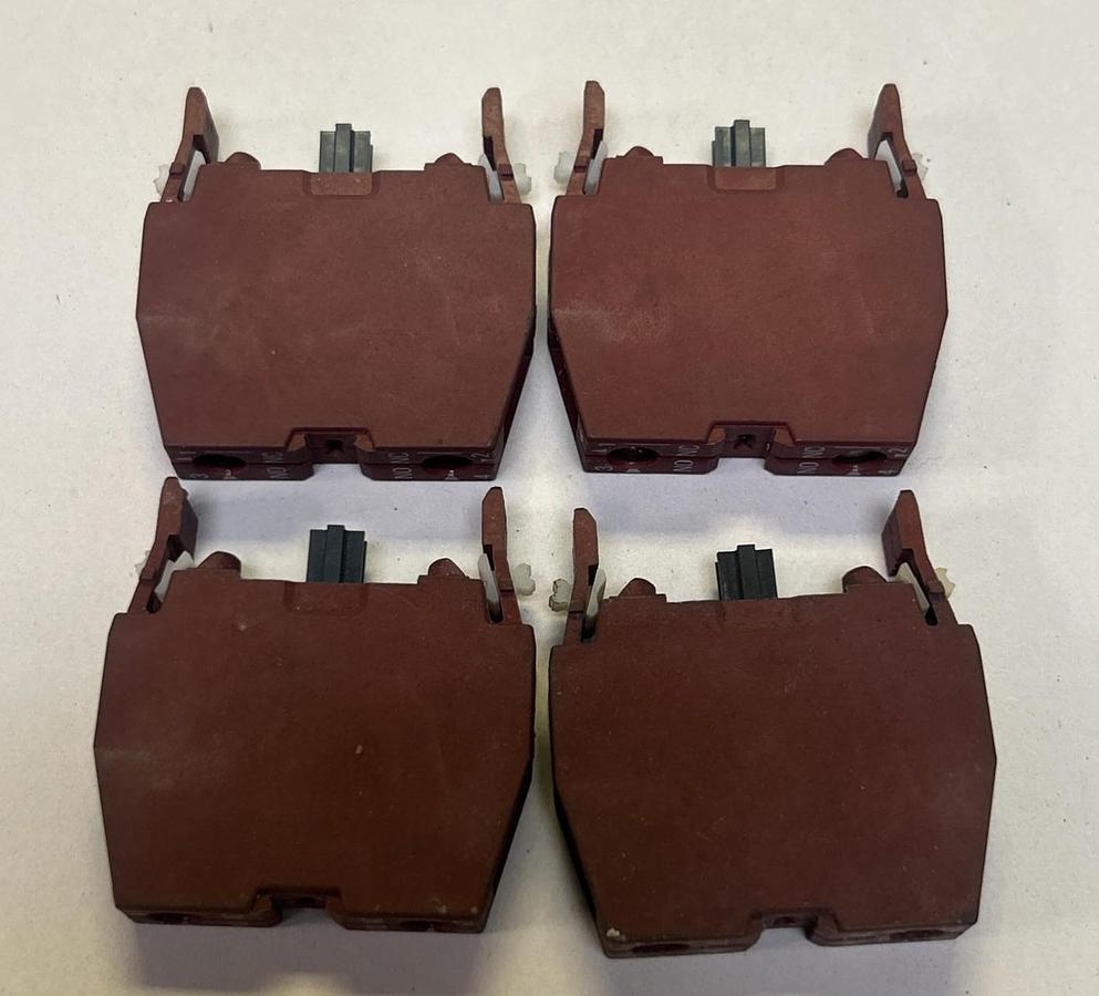 Used SIEMENS,3SB1400-0A,AUXILIARY CONTACT BLOCK LOT OF 4