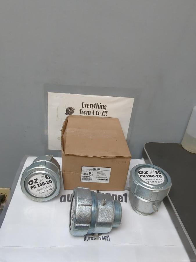 O-Z GEDNEY,PG 240-20,MALL IRON ARMORED METAL CLAD CABLE CONNECTORS BOX OF 3 NOS