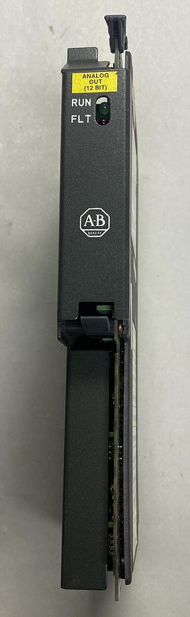 Used ALLEN BRADLEY,1771-OFE2,SER B ANALOG OUTPUT MODULE