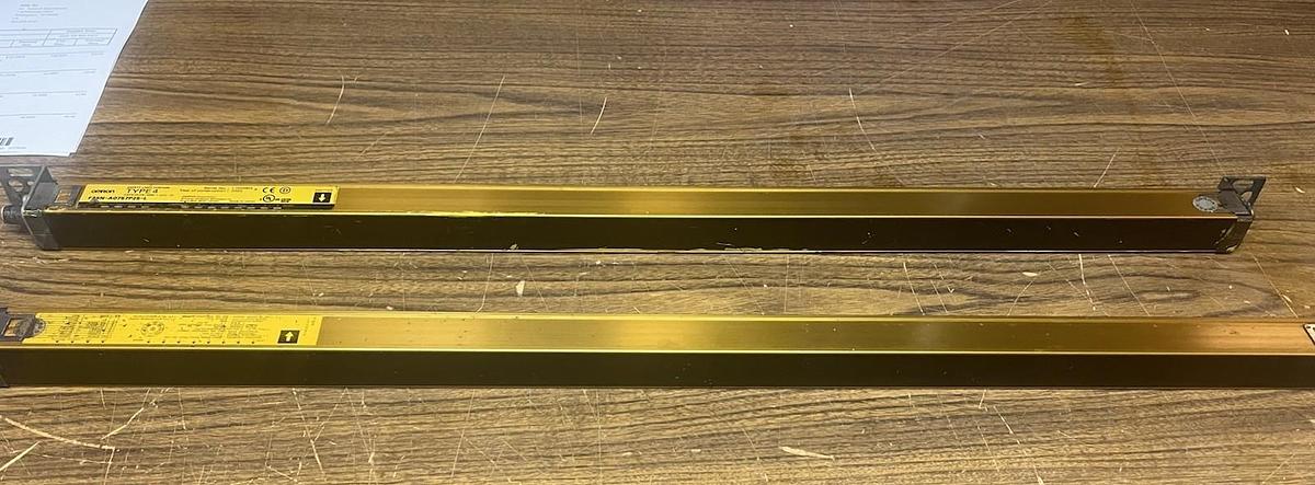 Used OMRON,F3SN-A0757P-25,LIGHT CURTAIN