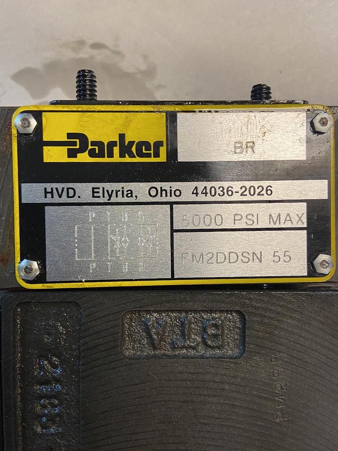 Used Parker,FMDD2SN-5/5,with D1VW1CNYW-75 Directional Solenoid Control Valve