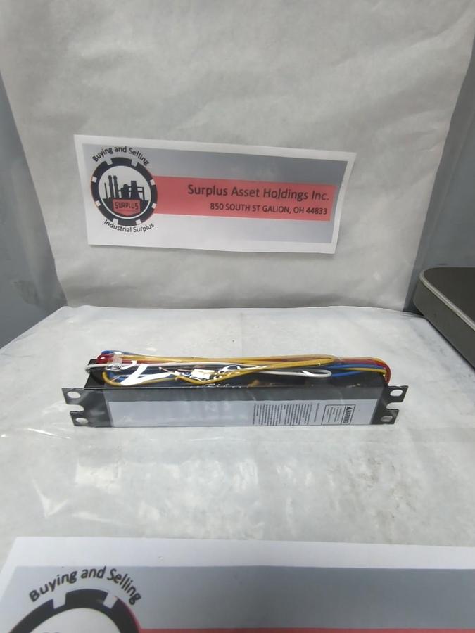 UNIVERSAL,B234SR120M-A,ELECTRONIC BALLAST 120V 60HZ NOS