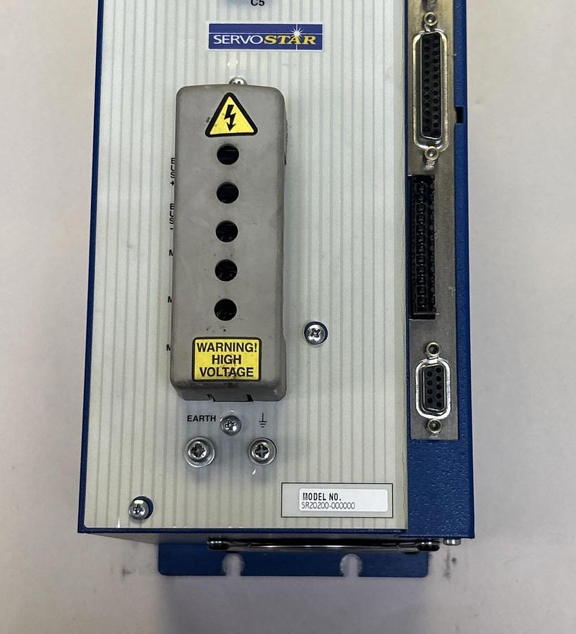 Used KOLLMORGEN SERVOSTAR,SR20200-000000,SERVO AXIS MODULE