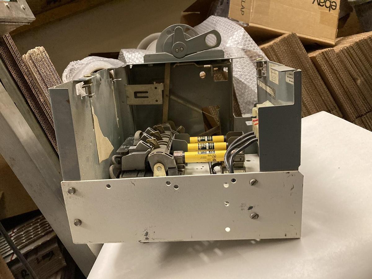 Used Allen-Bradley,2100 2192F,30 Amp 12 INCH Fused MCC Disconnect Feeder Bucket