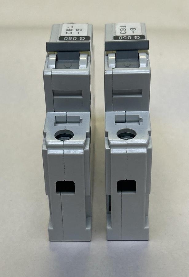 Used ALLEN BRADLEY,1492-CB1G050,CIRCUIT BREAKER 5A 277V 1P LOT OF 2