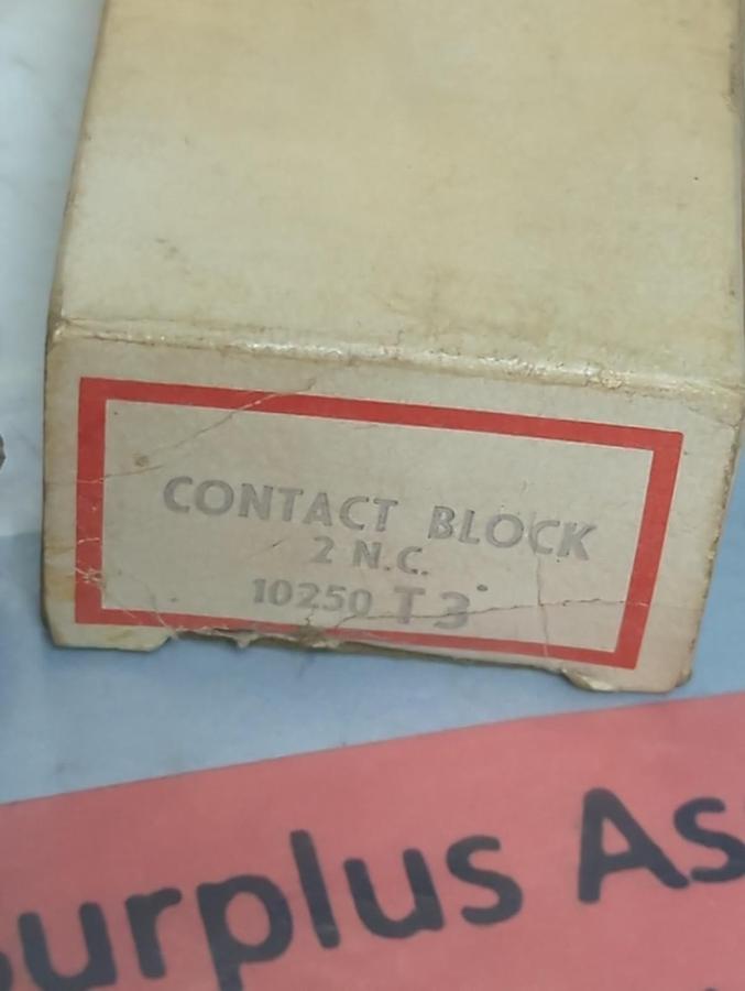 CUTLER HAMMER,10250,CONTACT BLOCK T3 LOT OF 4 NOS
