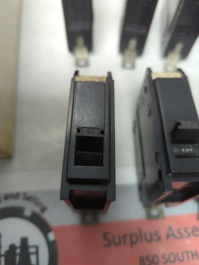 Used SYLVANIA,TYPE BQ-C,CIRCUIT BREAKER 15 AMP 1-POLE LOT OF 7 PRE-OWNED