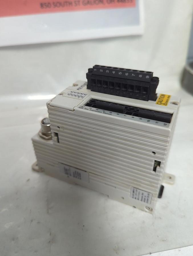 Used KEYENCE,SL-R11,SAFETY CONTROL UNIT 24VDC CLASS 2 PRE-OWNED