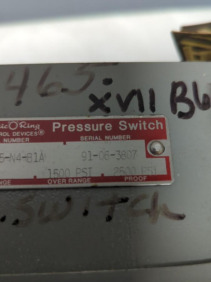 SOR,55V1-AA45-N4-B1A,PRESSURE SWITCH 45-550 PSI NOS